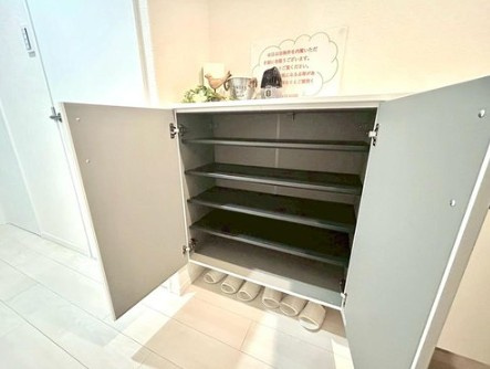 豊中グリーンハイツの玄関|落ち着いた玄関です