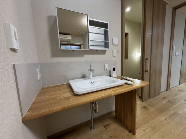 西瑞江3丁目多田貸家の洗面所