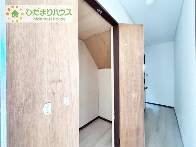 【収納】 | 取手市桜が丘2丁目　中古戸建 | 家族みんなで共同で使える便利な廊下収納！