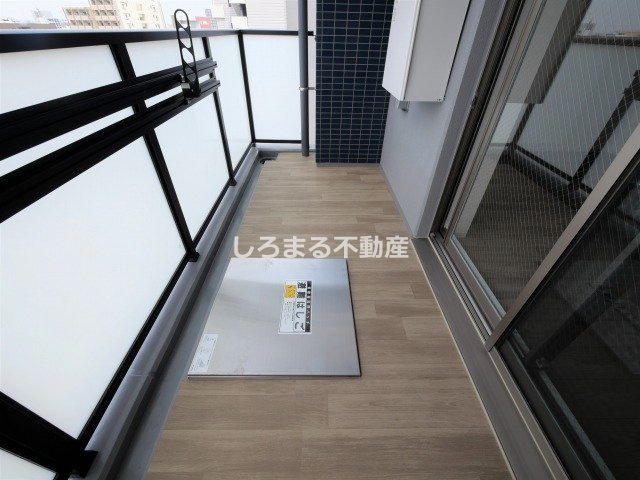 プレサンス東小橋エレディータのバルコニー