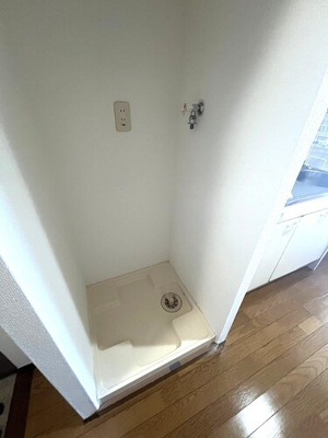 【設備】 | メインステージ巣鴨 | 嬉しい室内洗濯機置き場