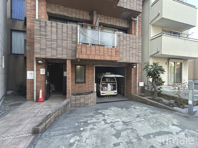 ウィンベルデュエット小岩の駐車場|シャッター付き駐車場です！