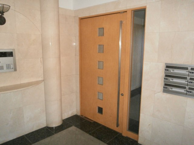 【エントランス】 | シック赤塚