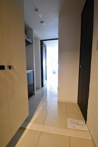 エスライズ日本橋の玄関