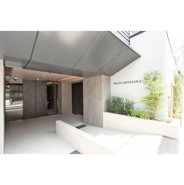 【エントランス】