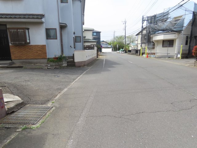 鶴ヶ島市脚折売地の前面道路含む現地写真