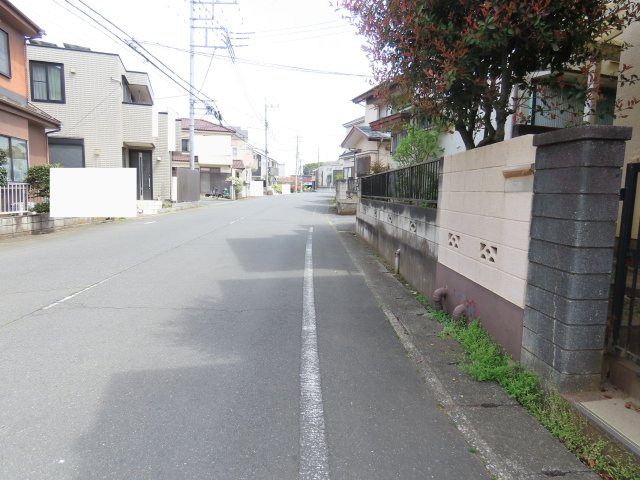 鶴ヶ島市脚折売地の前面道路含む現地写真
