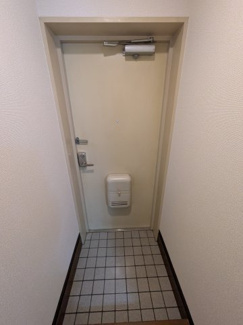 【玄関】 | 角ビル