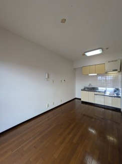 【居間・リビング】 | 角ビル