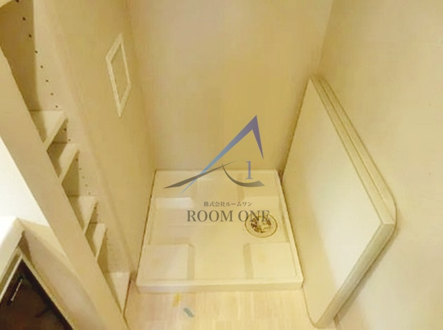 シャリエ錦糸町石原の設備|洗濯機置き場です。