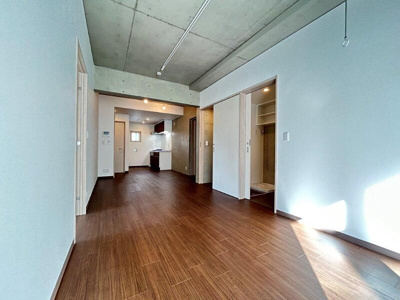 【居間・リビング】 | ベルメゾン中村橋サウス | 10.8帖のきれいなLDK。