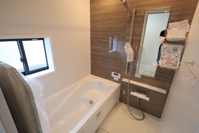 《仲介手数料無料》川越市霞ケ関北６丁目10-12新築一戸建てグラファーレの浴室
