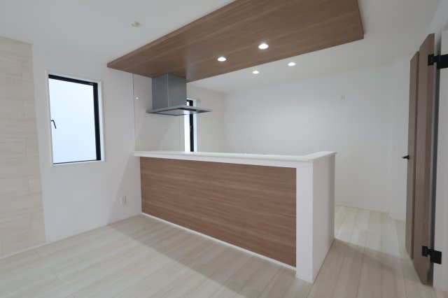 《仲介手数料無料》川越市霞ケ関北６丁目10-12新築一戸建てグラファーレのキッチン