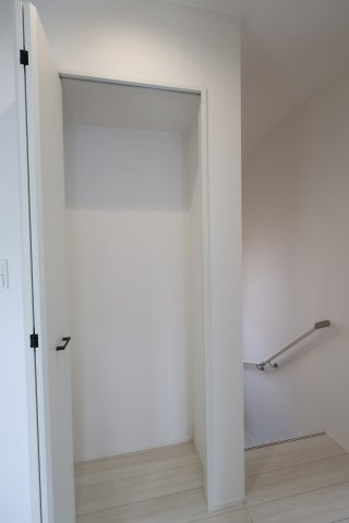 《仲介手数料無料》川越市霞ケ関北６丁目10-12新築一戸建てグラファーレの収納