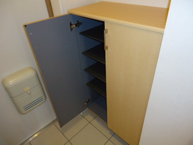 マリーゴールドの収納|玄関下駄箱