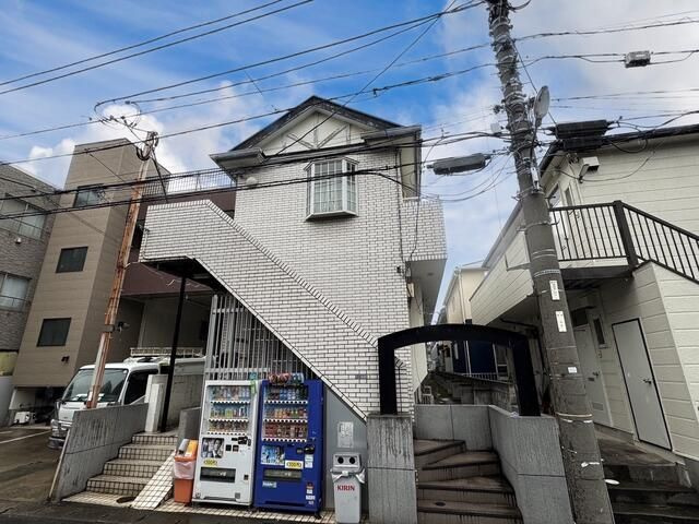 ローズアパート６２番館