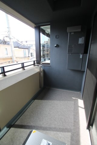 【バルコニー】