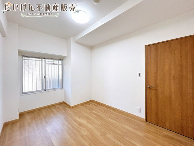 プレステージ姫路青山2の洋室