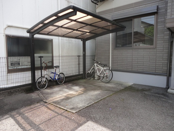 フルーレコートのその他共用部分|駐輪場