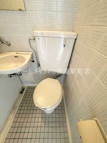 エクセルシオール長田のトイレ