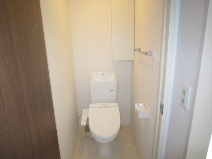 リヴィエールのトイレ|※同タイプの部屋写真です