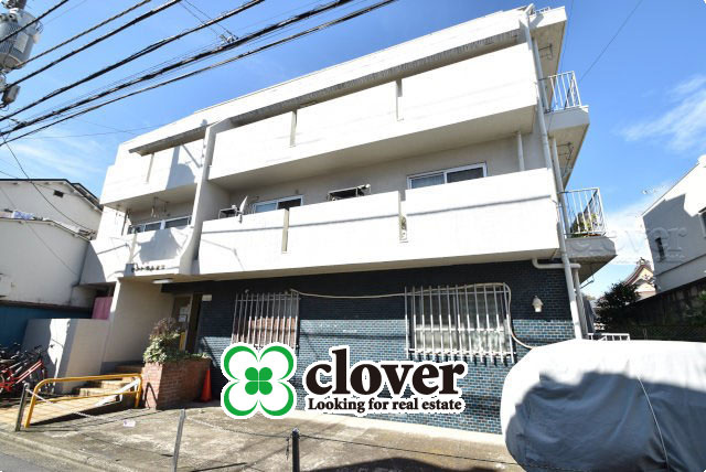【外観】 | セントラル末広 | さほど大きなサイズではありませんが、清潔感があり、好感の持てるマンション外観。ぜひ一度、現地でご覧ください。～即日のご見学可能～　お問合せはお気軽にどうぞ。
