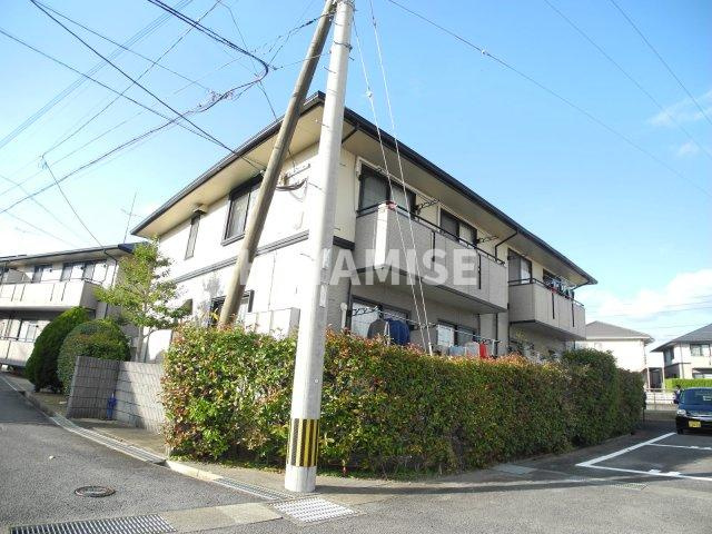 ロイヤルガーデン仲沖Jの外観