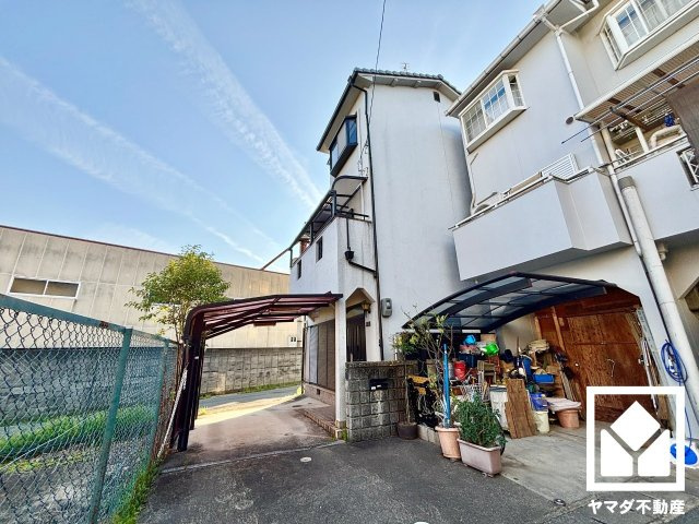 伏見区横大路六反畑の外観