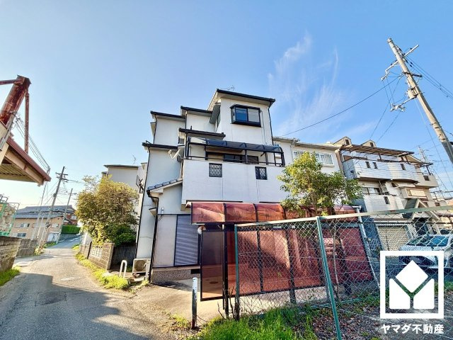 伏見区横大路六反畑の外観