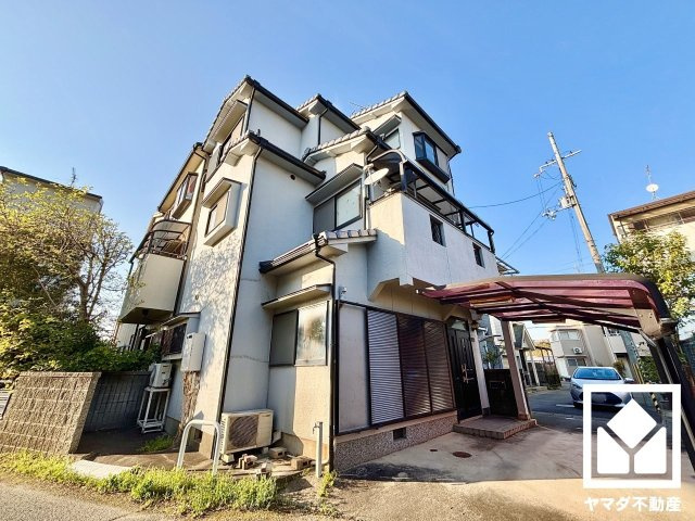伏見区横大路六反畑の外観