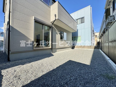 【庭】 | 静岡市葵区瀬名川3丁目 新築一戸建て | 庭です