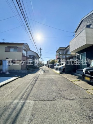 【前面道路含む現地写真】 | 静岡市葵区瀬名川3丁目 新築一戸建て | 前面道路含む現地写真です
