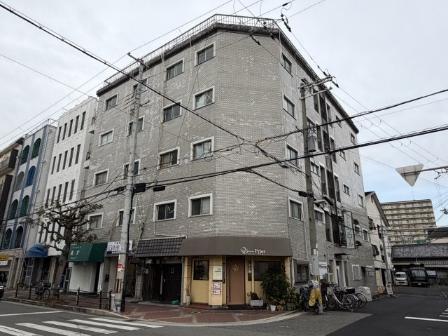 シャトレロジェの外観
