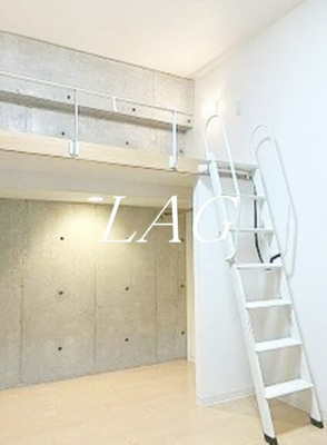 【居間・リビング】 | トライアングル旗の台 | 洋室のお部屋です。