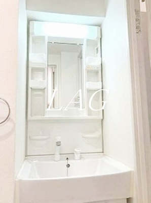 【洗面所】 | トライアングル旗の台 | 独立洗面台です。