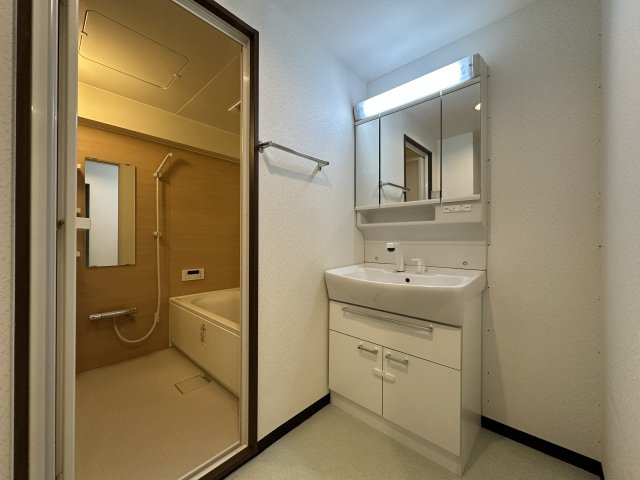 朝霧パーク・ホームズの独立洗面台