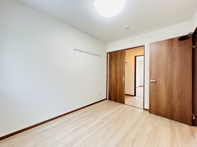 スカーレットの洋室