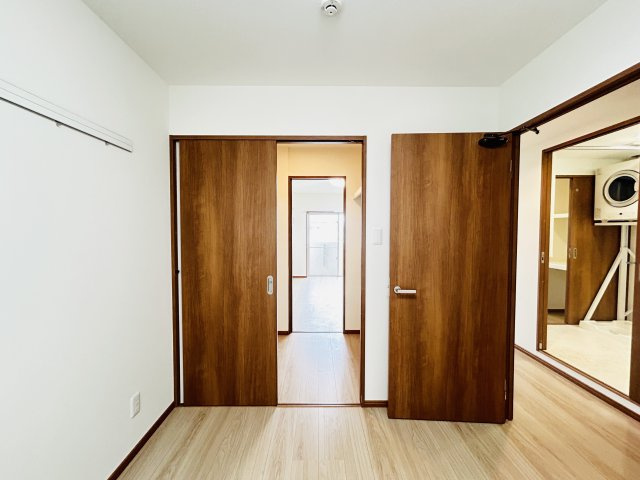 スカーレットの洋室