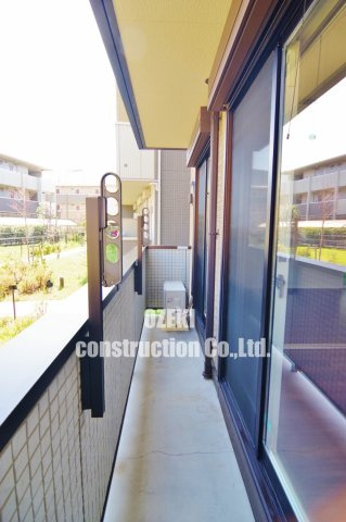 ロイジェントパークスレイクタウンNのバルコニー