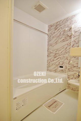 ロイジェントパークスレイクタウンNの浴室