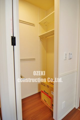 ロイジェントパークスレイクタウンNの収納