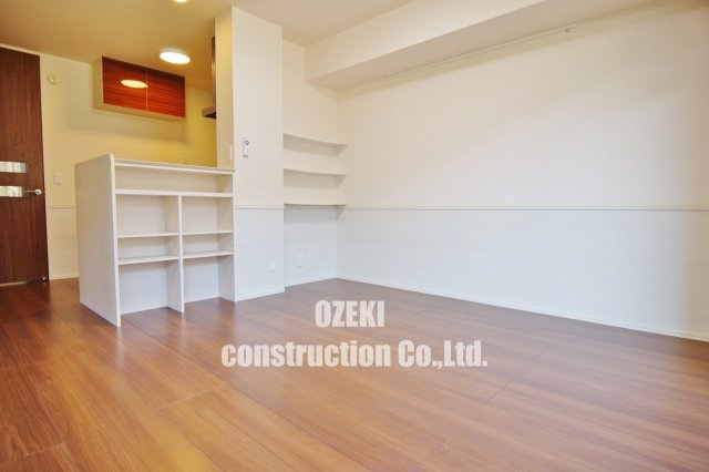 ロイジェントパークスレイクタウンNの居間・リビング