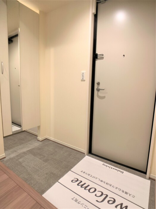 リバーサイドガーデン大門の玄関