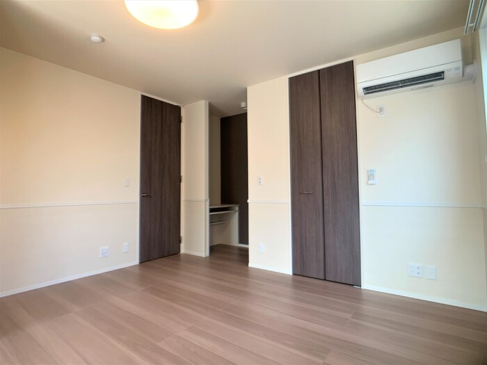 リバーサイドガーデン大門の洋室