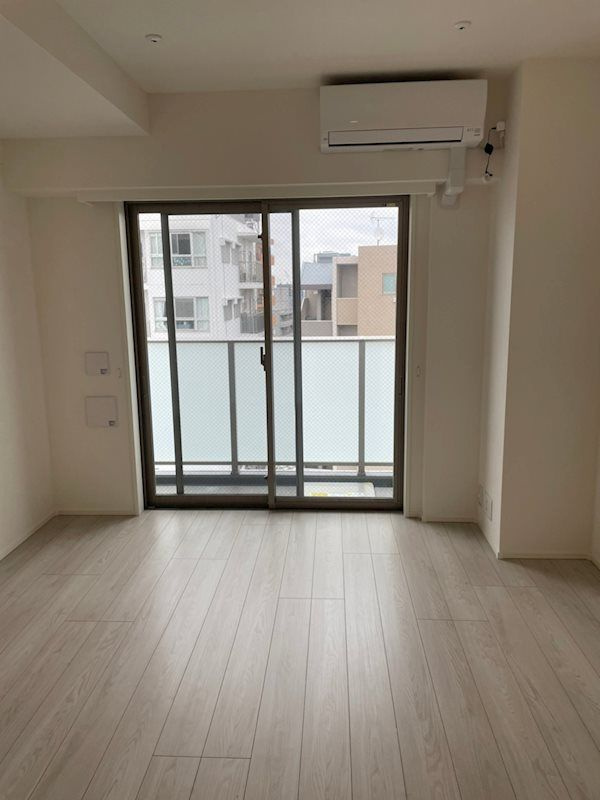 メイクスデザイン東十条の居間・リビング