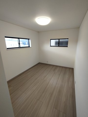 坂井市丸岡町今福　新築戸建Aの洋室