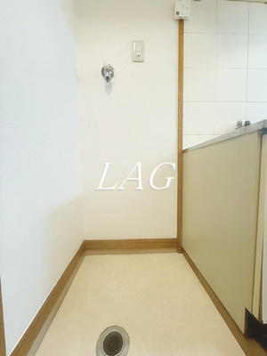 【設備】 | フラット南台 | 洗濯機置場です。