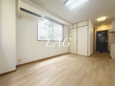 【居間・リビング】 | フラット南台 | 洋室のお部屋です。