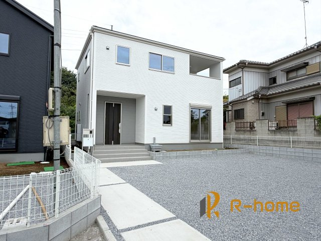 古河市三和　新築戸建て　2号棟の外観|ご予約を頂ければ、『平日』はもちろん『早朝』や『夜間』もご見学可能です♪お気軽にお申し付けください♪