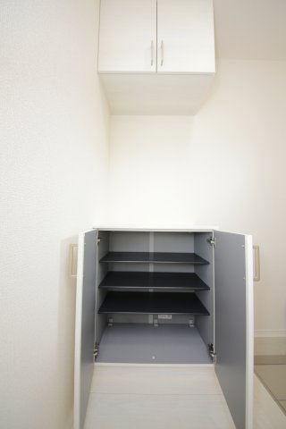 リーブルファイン東水代の収納